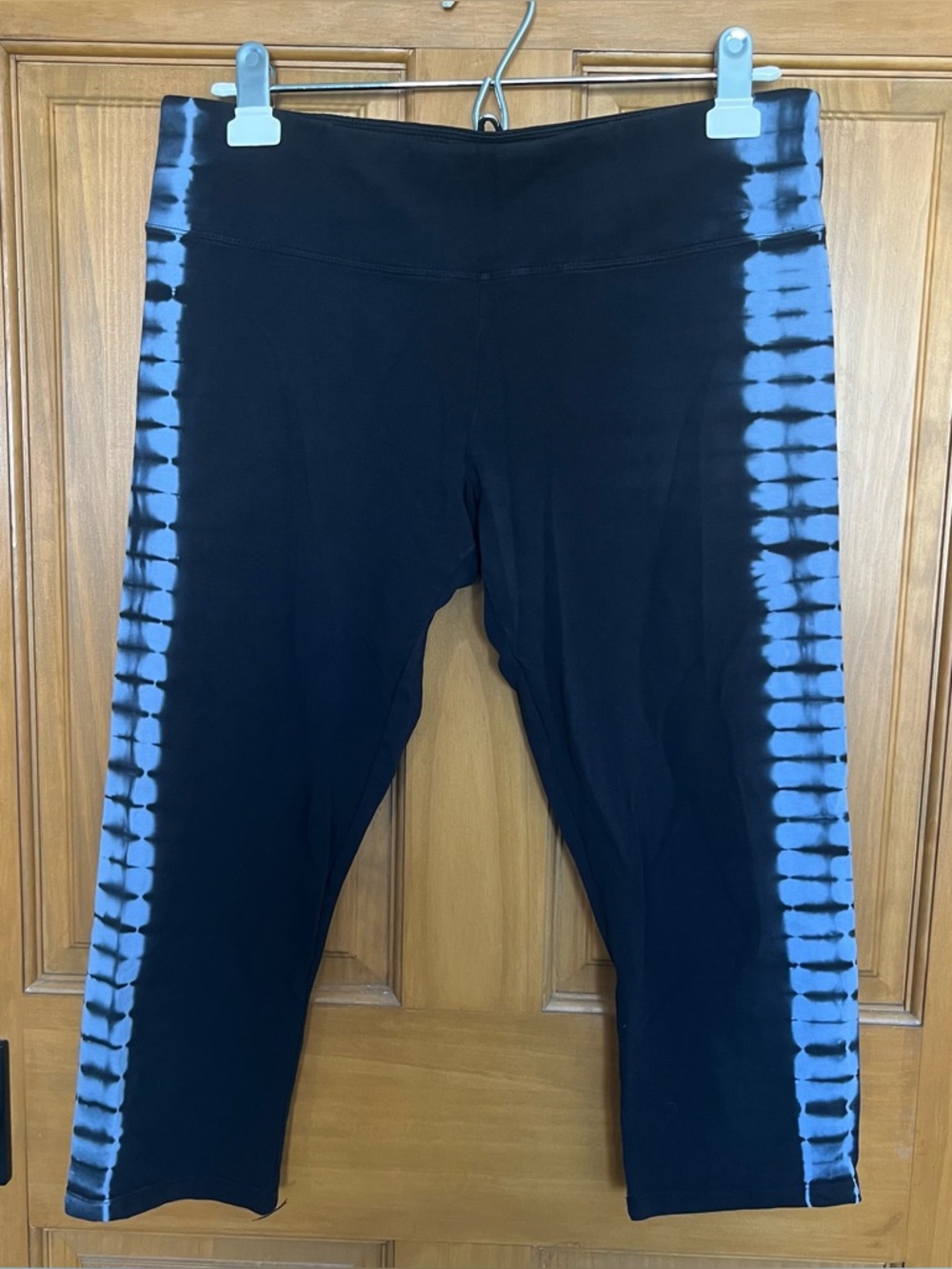 Calvin Klein Performance Black Leggings with Blue Tie-Dye Capris - Vintage
